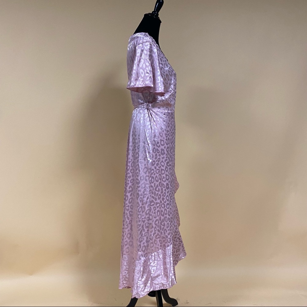 Simplee Dusty Pink Leopard Asymmetrical Ruffle Hem Wrap Belted Satin Dress Sz L - Picture 10 of 14